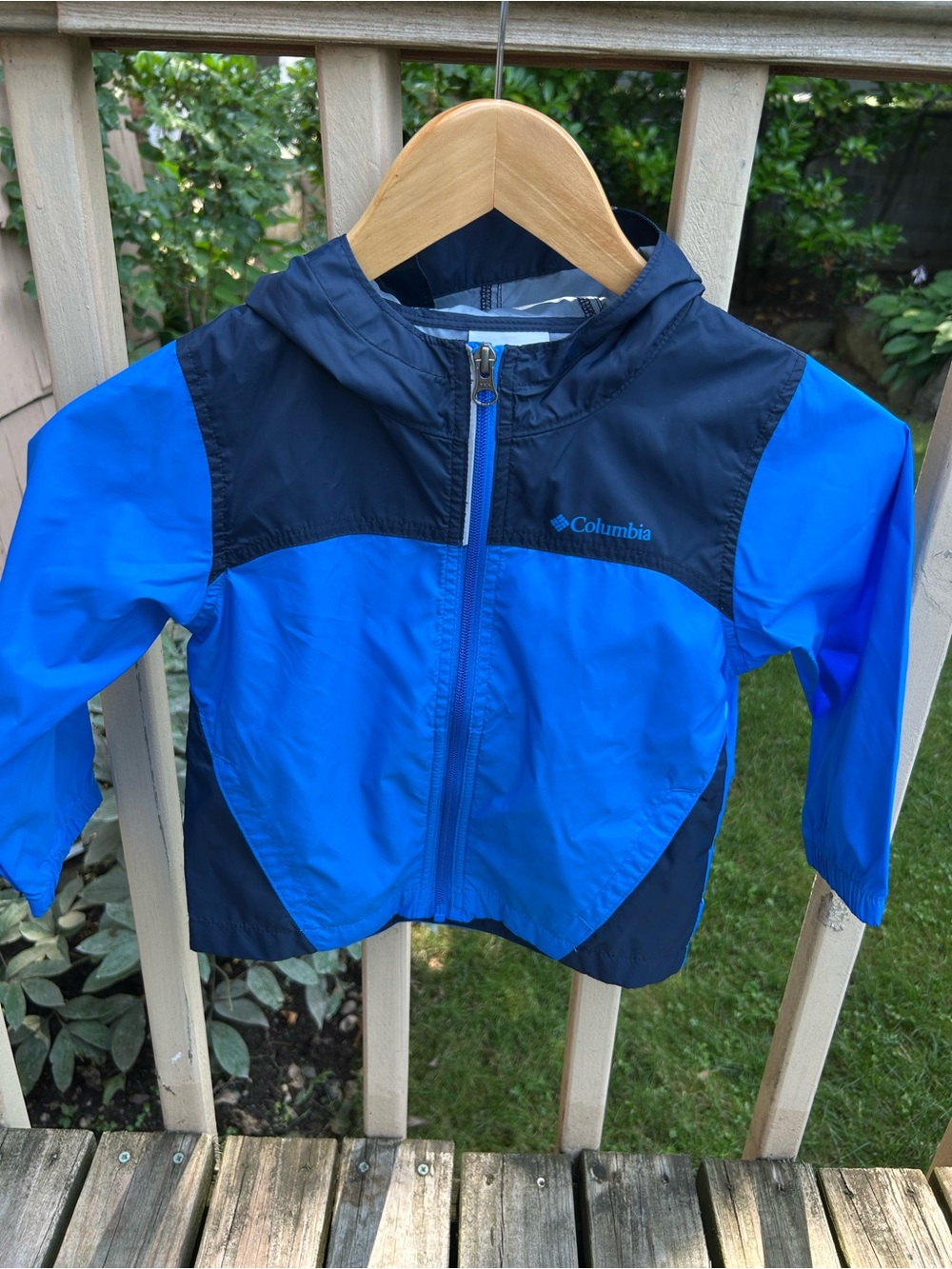 Columbia Kids Blue and Navy Windbreaker Jacket